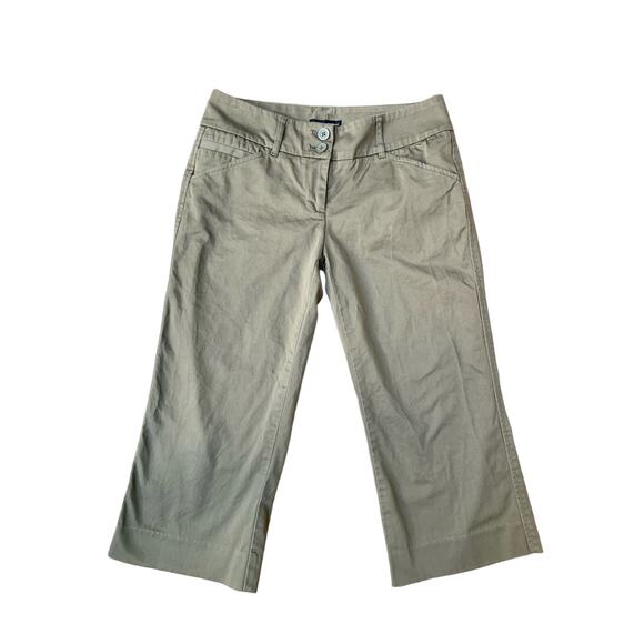 New York & Company Army Green Stretch Pants Capris Slacks Women's Size 2 - Picture 1 of 10
